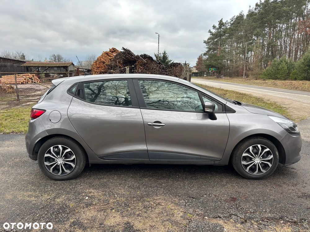 Renault Clio - 5