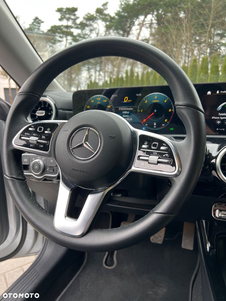 Mercedes-Benz CLA - 10