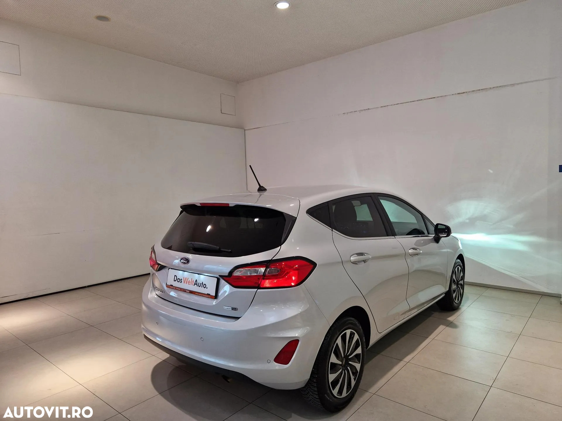 Ford Fiesta 1.0 EcoBoost 7DCT mHEV Titanium - 5