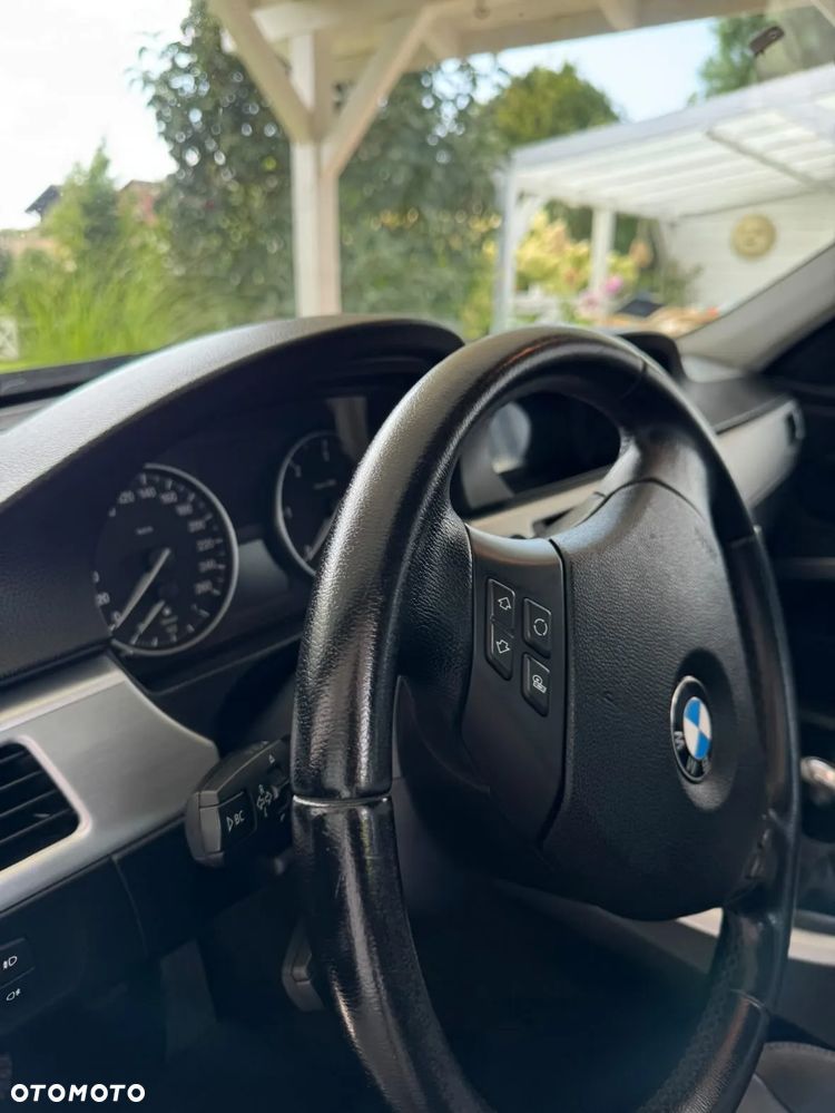 BMW Seria 3 320d xDrive - 8