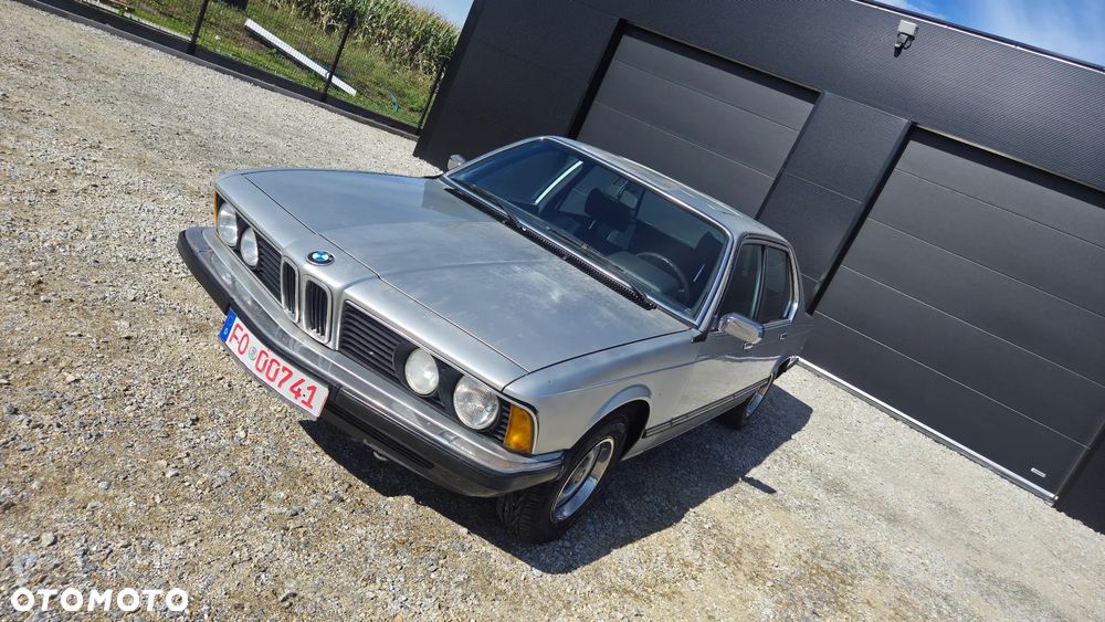 BMW Seria 7 - 1