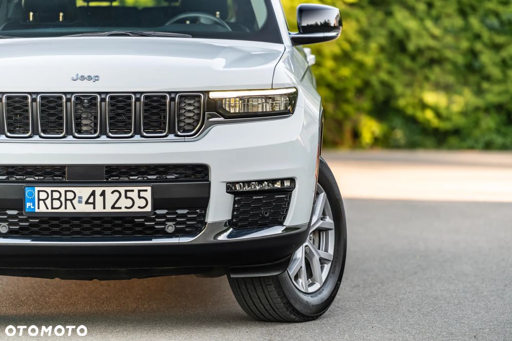 Jeep Grand Cherokee - 11