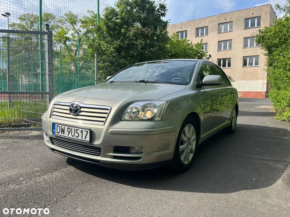 Toyota Avensis 1.8 VVT-i Sol - 11