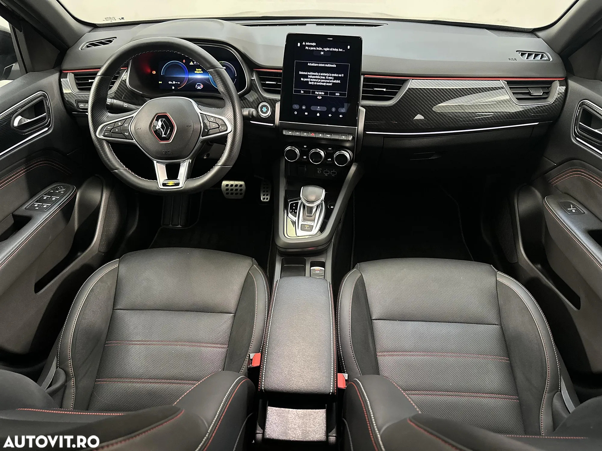 Renault Arkana E-TECH Hybrid RS Line - 9