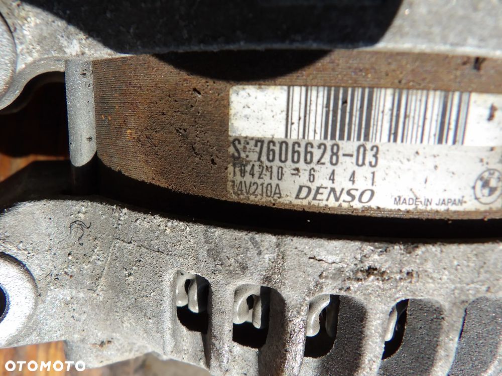 BMW - F01 - N62 - V8 - ALTERNATOR - 7606628 - 2