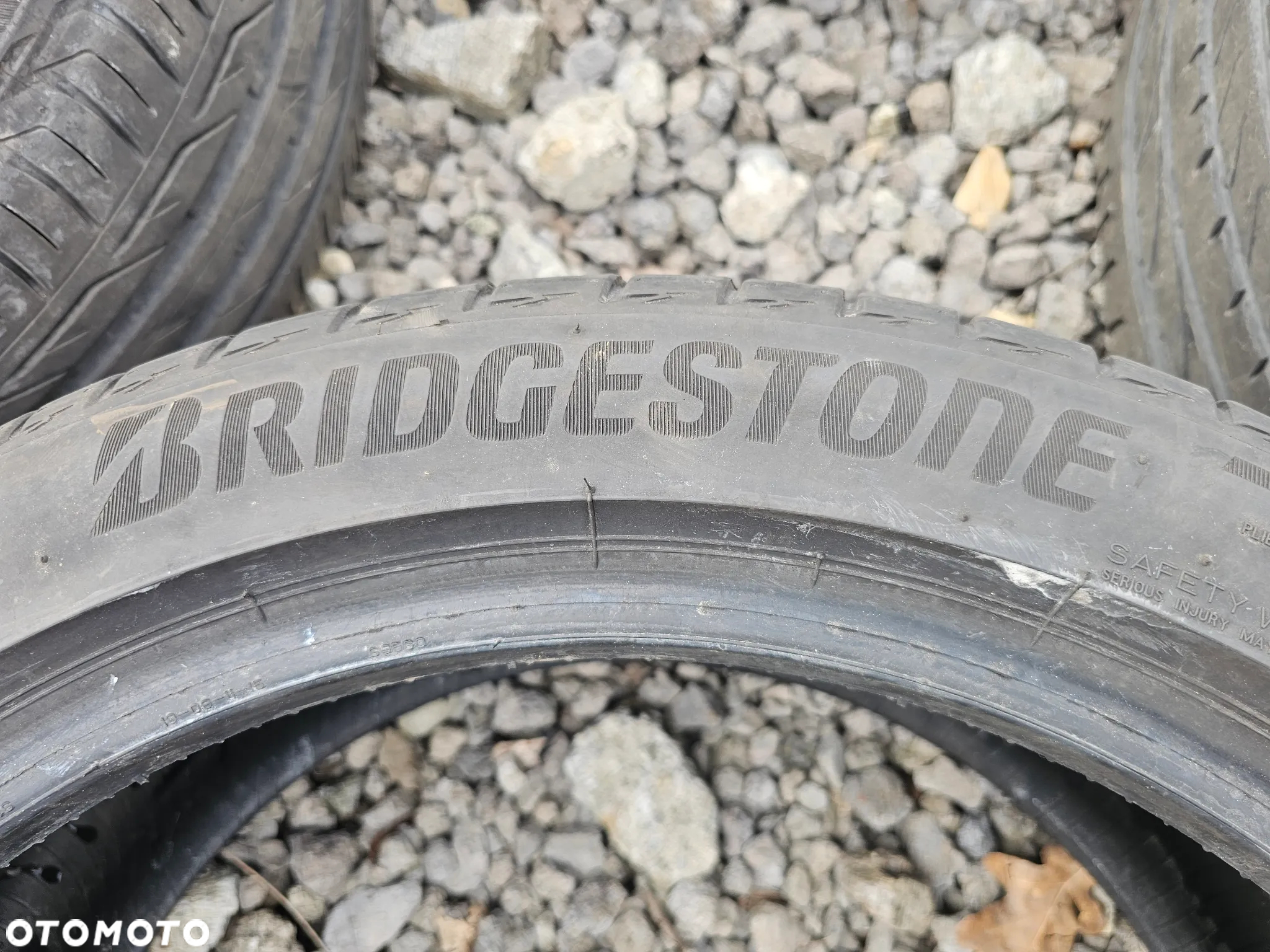 BRIDGESTONE 245/45R19 102Y TURANZA T055 (AO) (1szt.) (1x4,5) (DOT: 1x3521) L713 - 2
