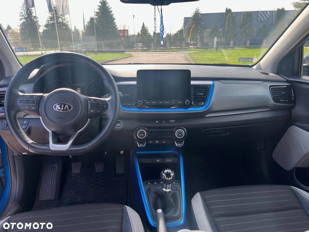 Kia Stonic 1.2 L Business Line - 8