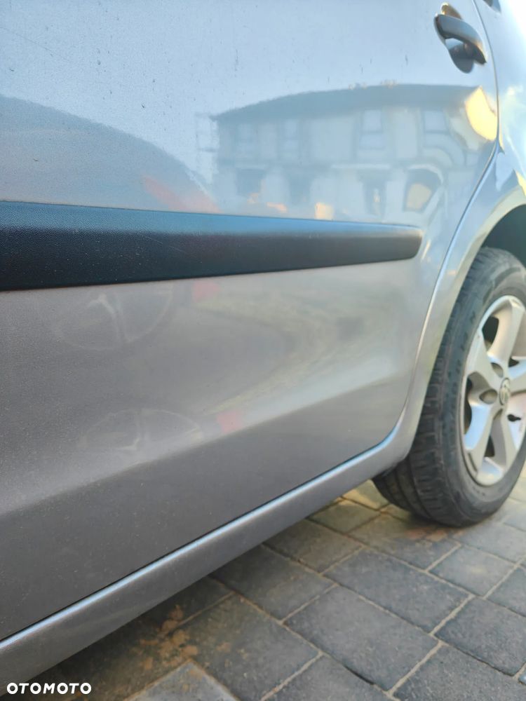 Volkswagen Polo 1.4 16V Comfortline - 9