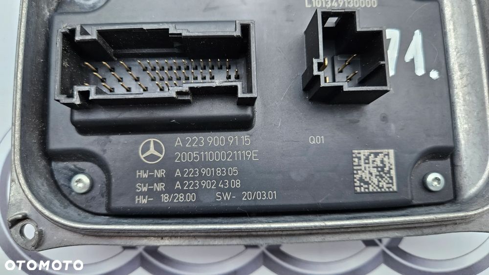 MERCEDES S-KLASA W223 przetwornica LED Moduł  A2239009115 - 7