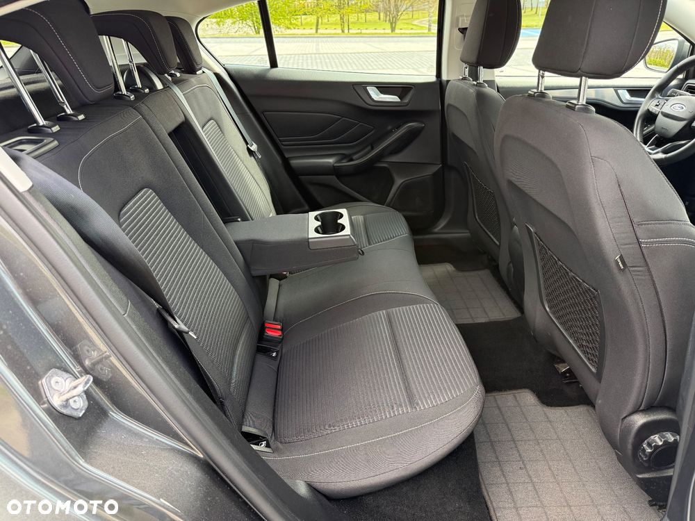 Ford Focus 1.5 EcoBlue Start-Stopp-System TITANIUM DESIGN - 27