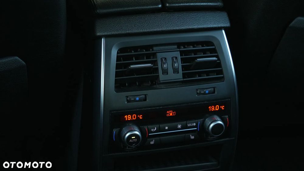 BMW 5GT 530d - 25
