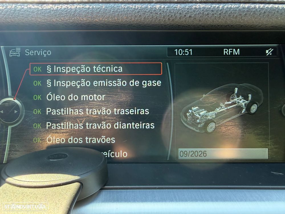 BMW 740 d Pack M - 18