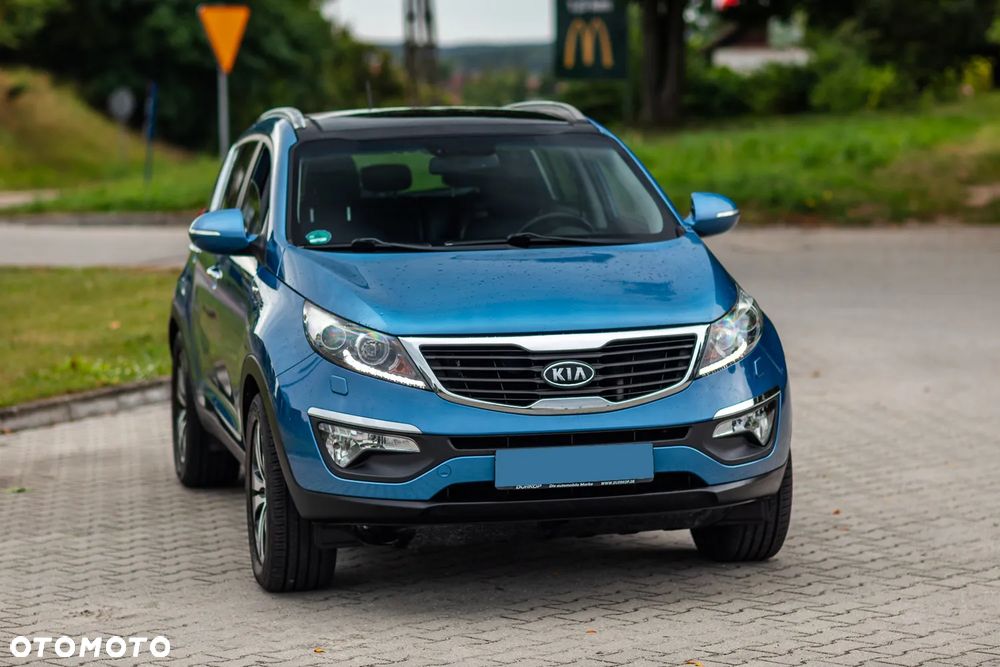 Kia Sportage 2.0 CRDI 4WD Automatik Dream-Team Edition - 6