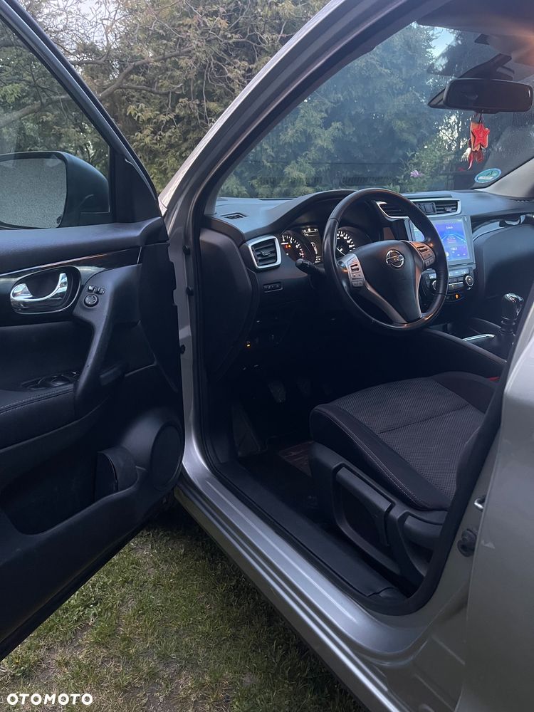 Nissan Qashqai - 16