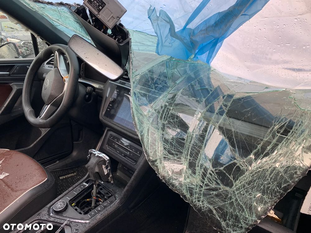 Volkswagen Tiguan Allspace 2.0 TSI 4Mot Highline DSG - 8