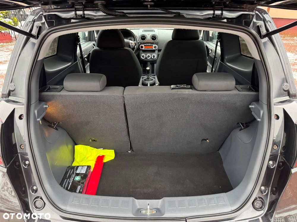 Mitsubishi Colt - 21