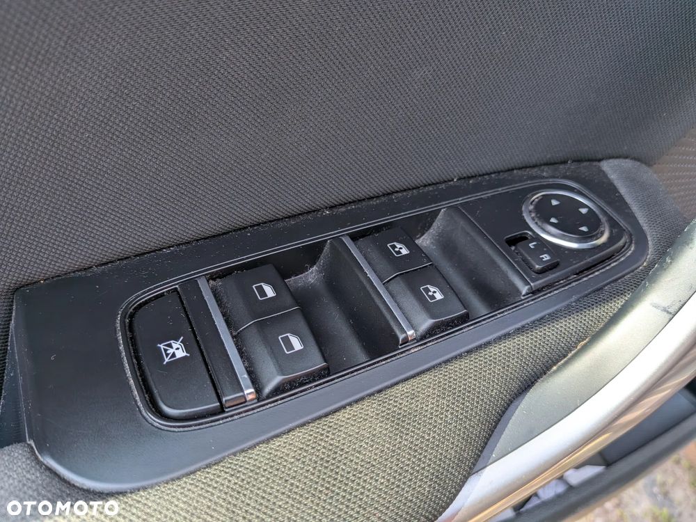 Kia Ceed 1.4 T-GDI L DCT - 16