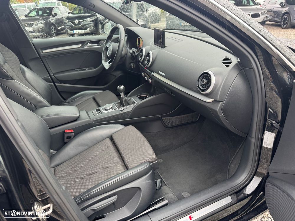 Audi A3 Sportback 1.6 TDI S-line - 12