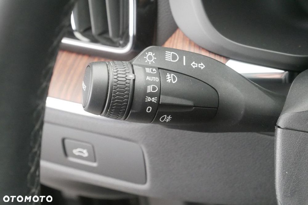 Volvo XC 60 - 31