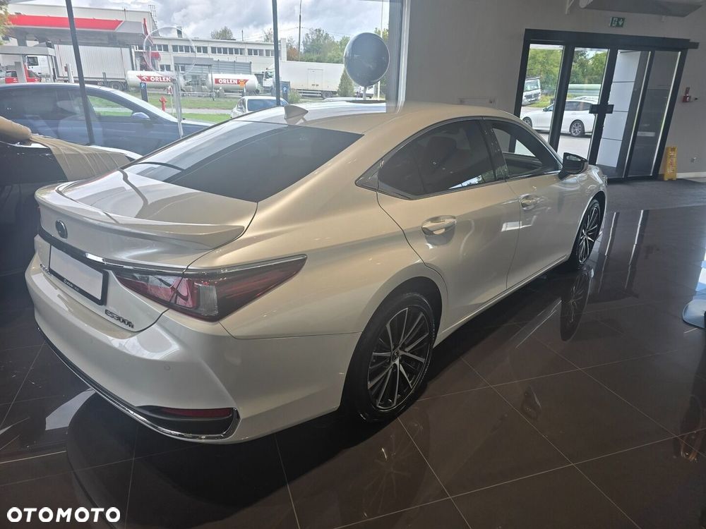 Lexus Es 2025 photo 3