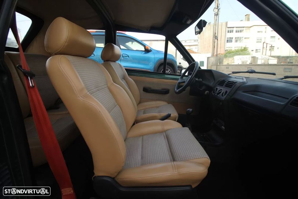 Peugeot 205 Cabrio 1.4 - 22