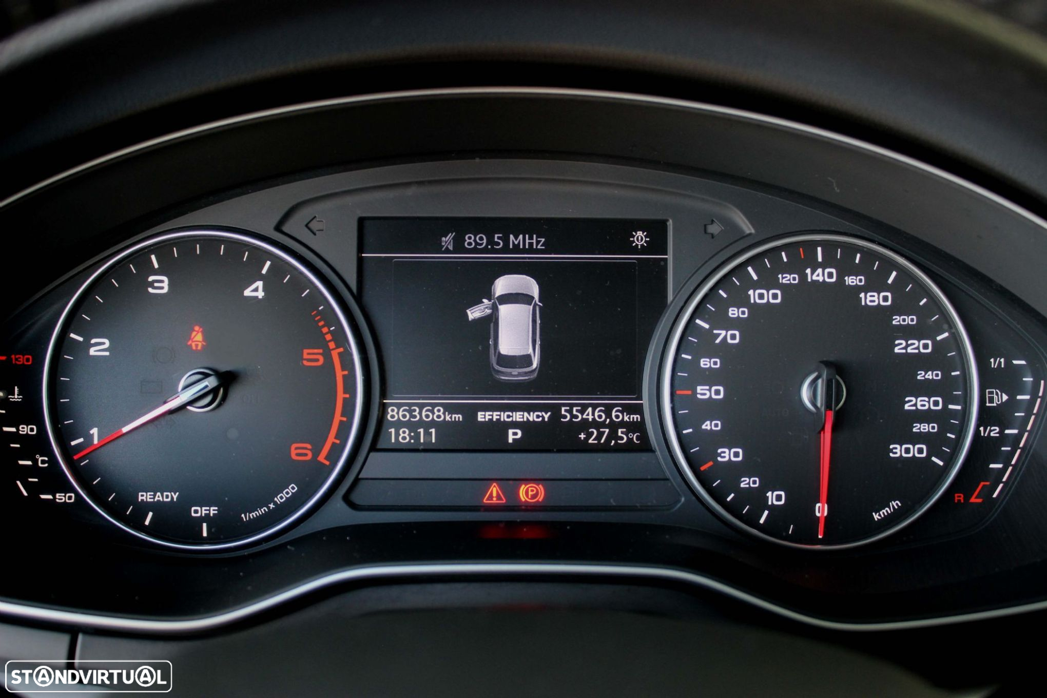 Audi A4 Avant 40 TDI S tronic - 31