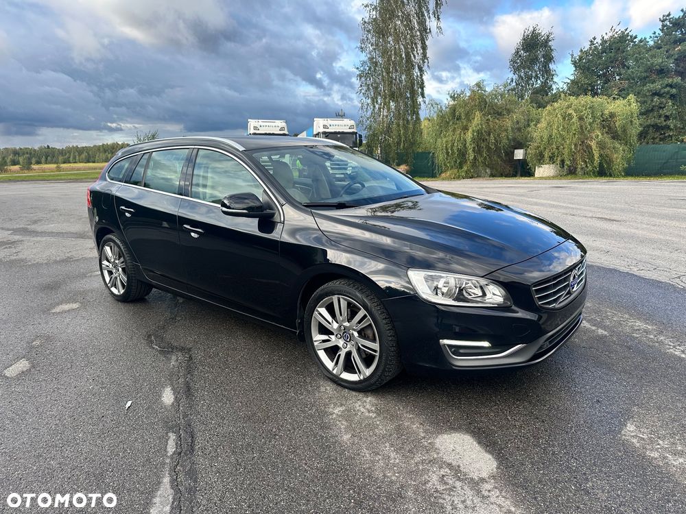 Volvo V60 D2 Kinetic - 1