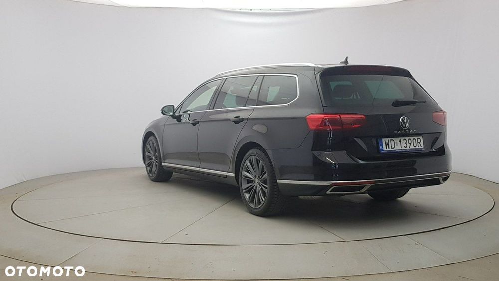 Volkswagen Passat - 5