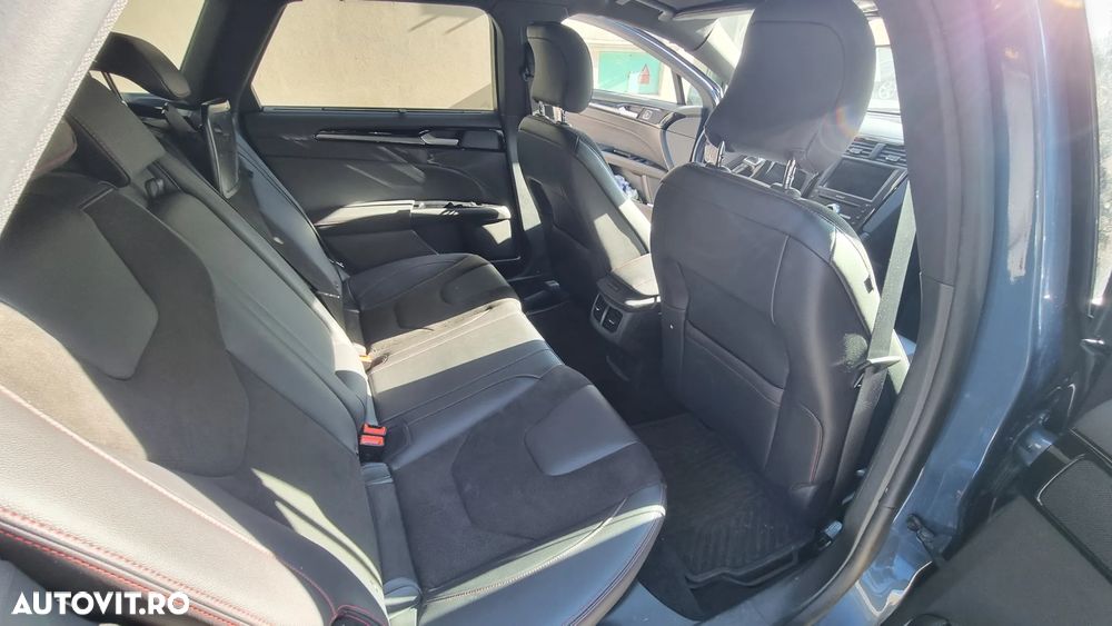 Ford Mondeo 2.0 HEV ST Line High - 11