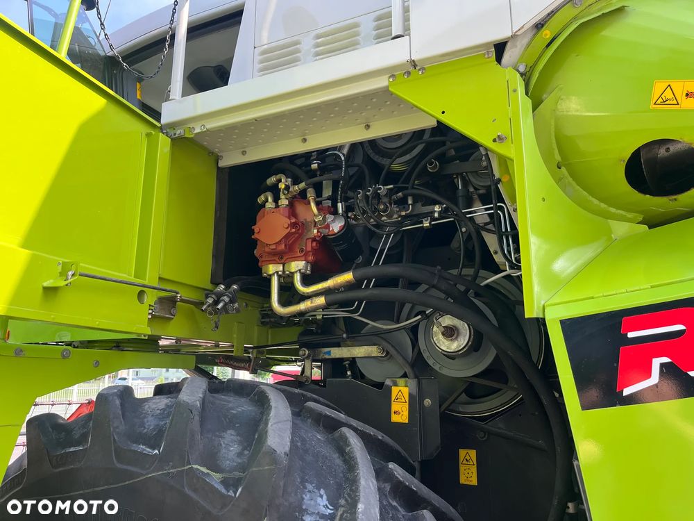 Claas Medion 310 - 13