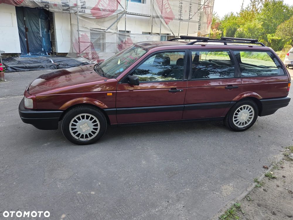 Volkswagen Passat Variant 1.8 GL - 13