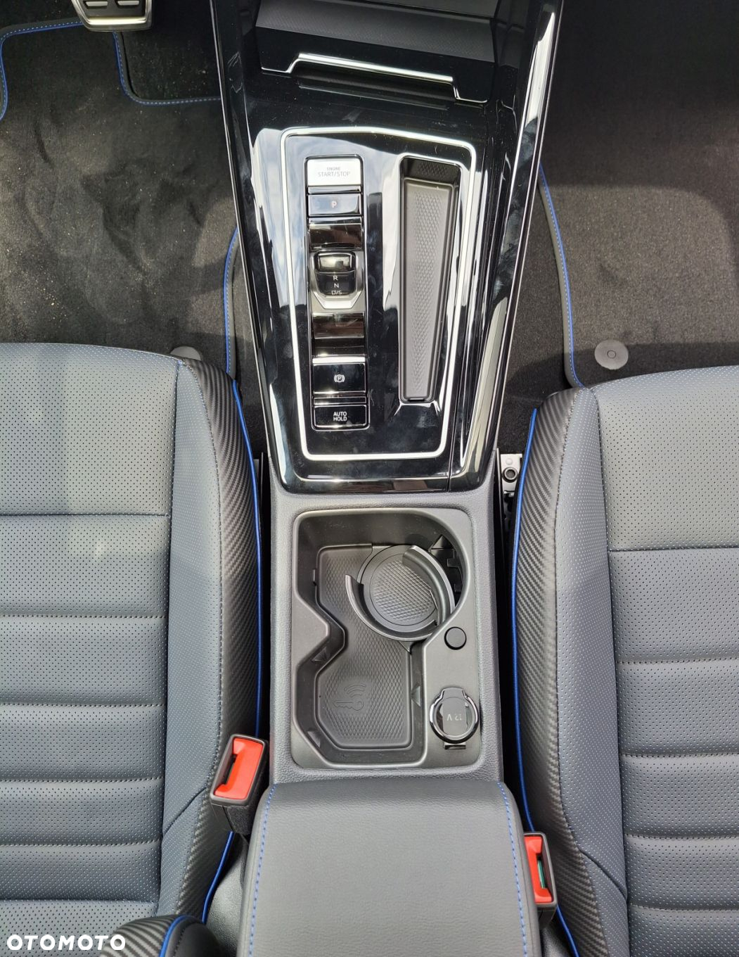 Volkswagen Golf - 29