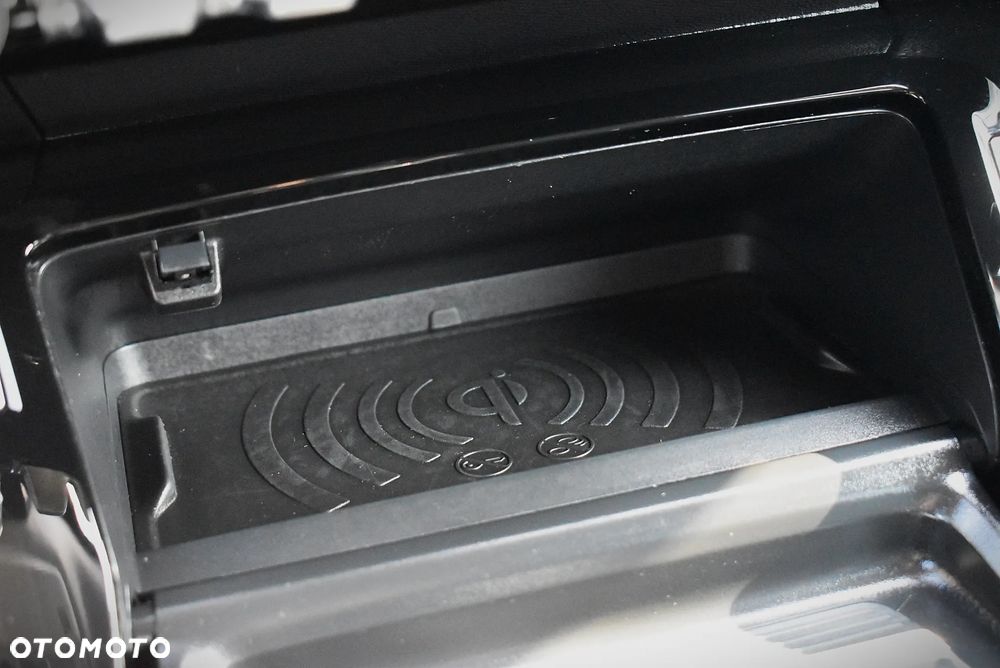 Peugeot 2008 1.5 BlueHDi Allure S&S EAT8 - 21