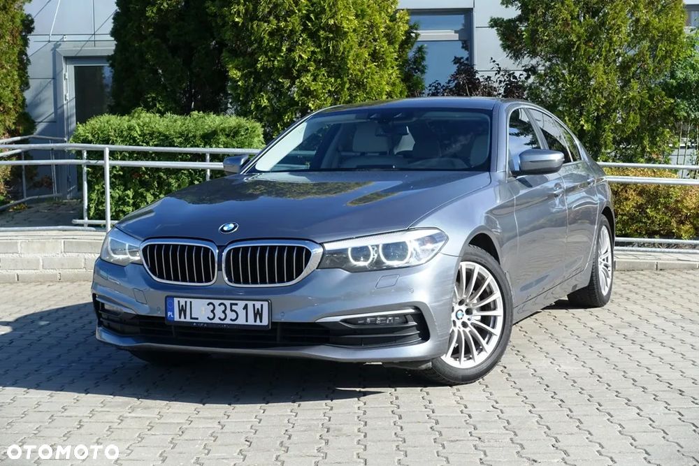 BMW Seria 5 520i GPF - 6