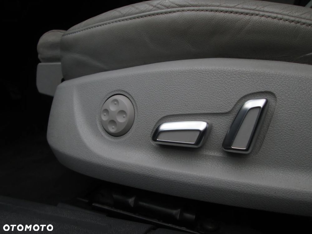 Audi A4 Allroad 2.0 TDI DPF - 25