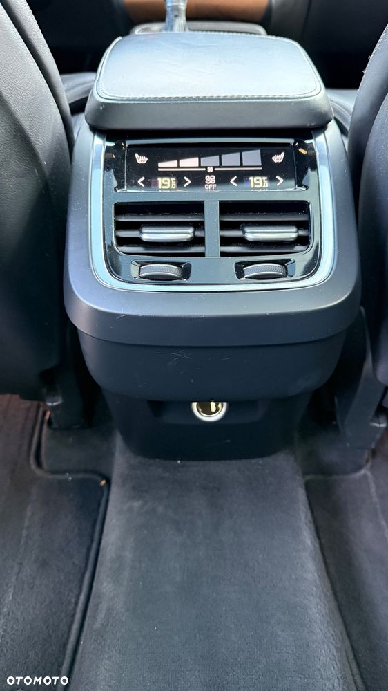 Volvo XC 90 T6 AWD Inscription 7os - 25
