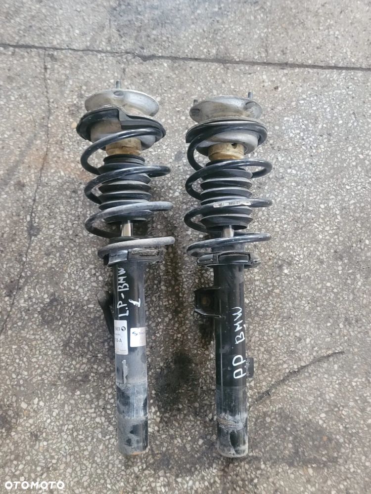 BMW E87 amortyzator prawy lub lewy przód