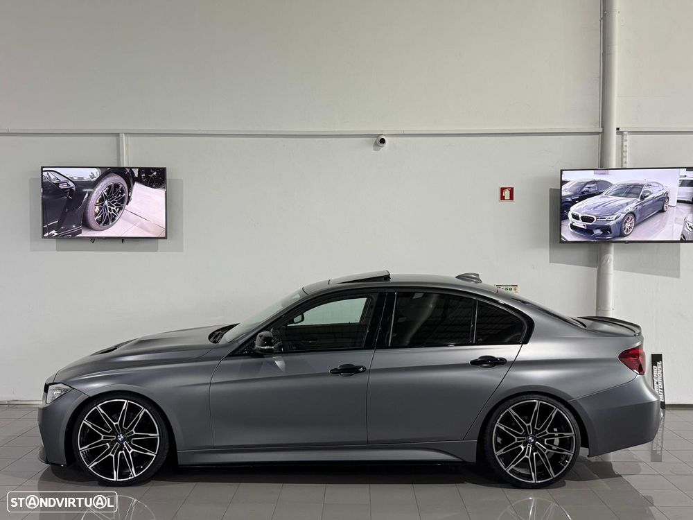 BMW 328 i Auto Pack M - 9