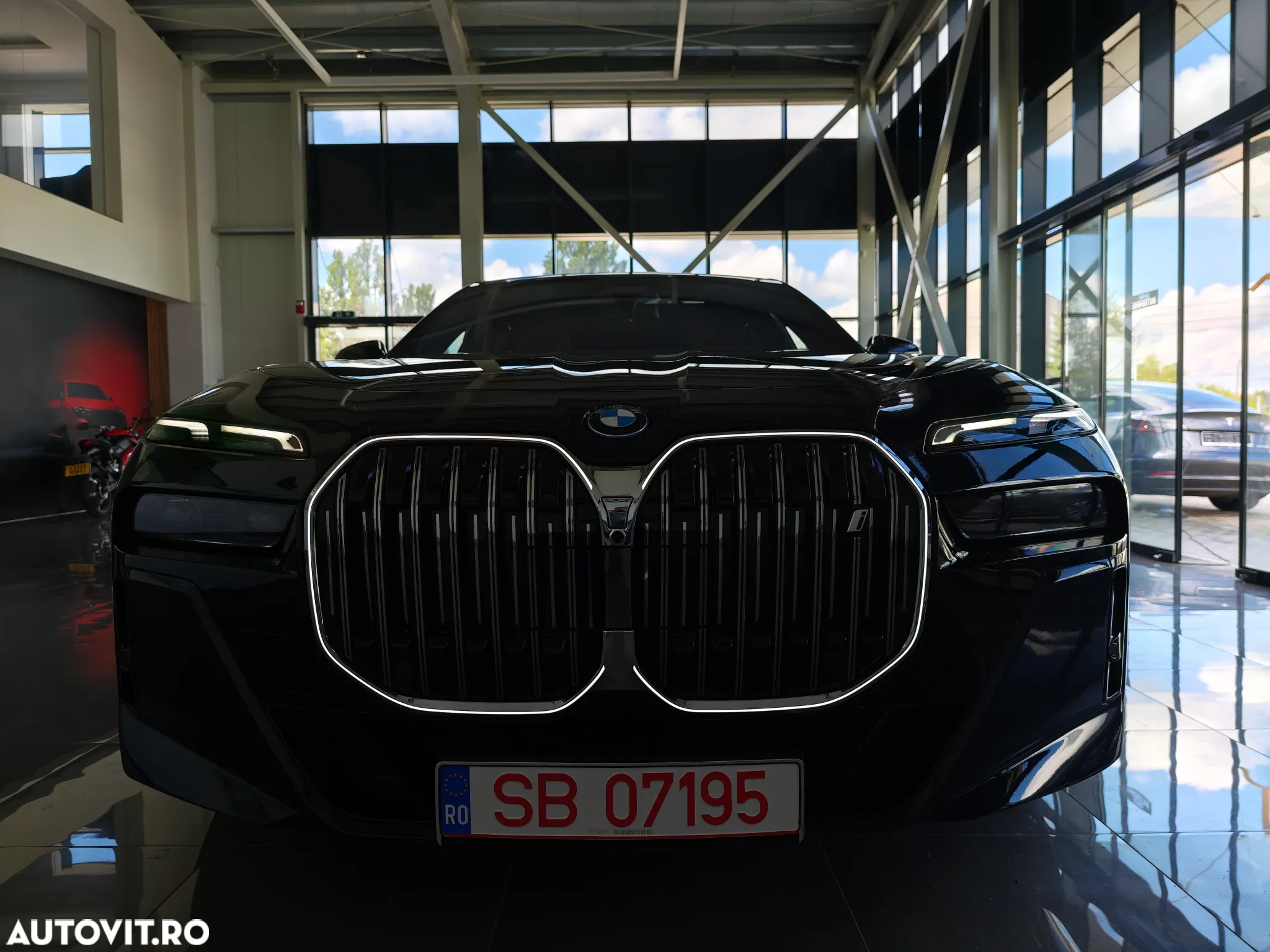 BMW Seria 7 750e xDrive AT PHEV - 8