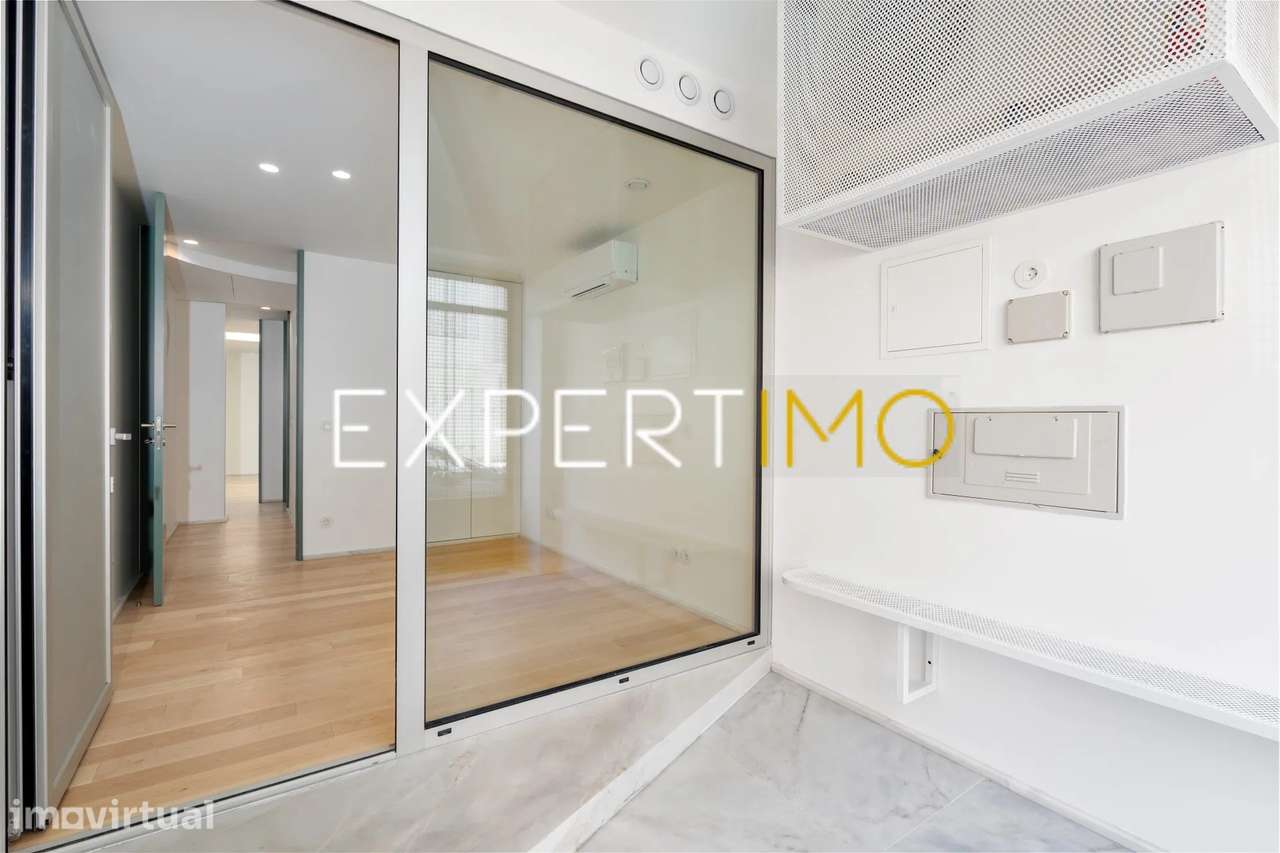 Loja Premium Totalmente Remodelada, 110 m², Avenidas Novas, Lisboa - Grande imagem: 2/25