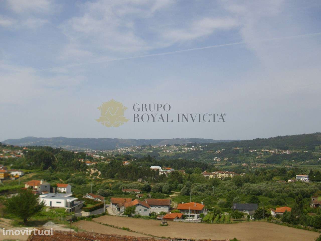 Quintinha com casa senhorial, localizada na região de Marco de Canaves - Grande imagem: 3/60