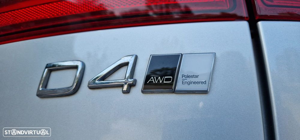 Volvo V90 Cross Country - 13