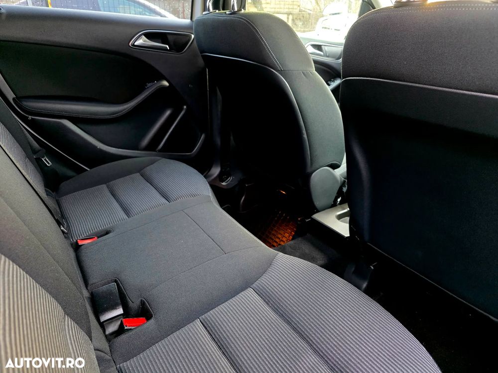 Mercedes-Benz B 220 - 5