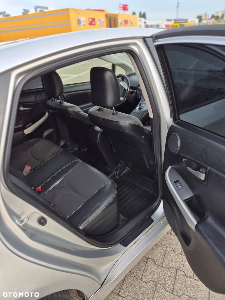 Toyota Prius 1.8 HSD Prestige - 11