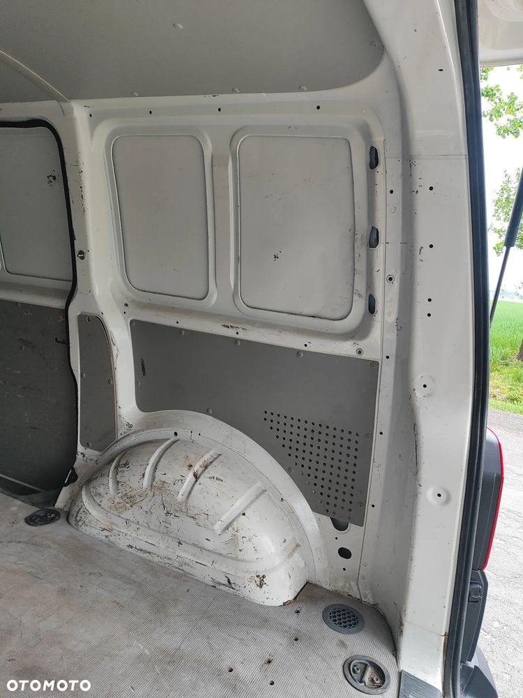 Volkswagen TRANSPORTER T6 - 11