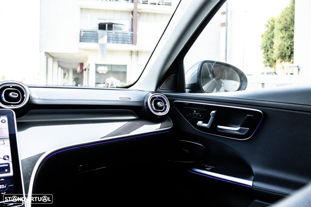 Mercedes-Benz C 300 d AMG Line - 18