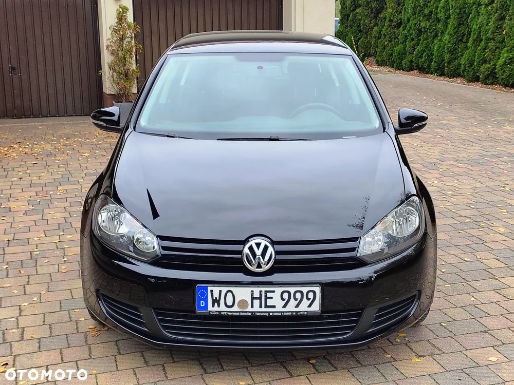 Volkswagen Golf - 2
