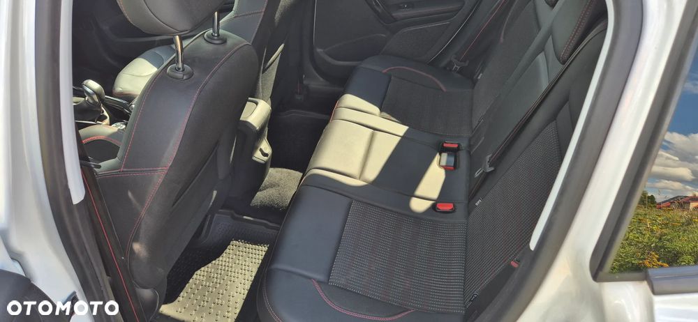Peugeot 2008 PureTech 110 Stop&Start GT-Line Edition - 12