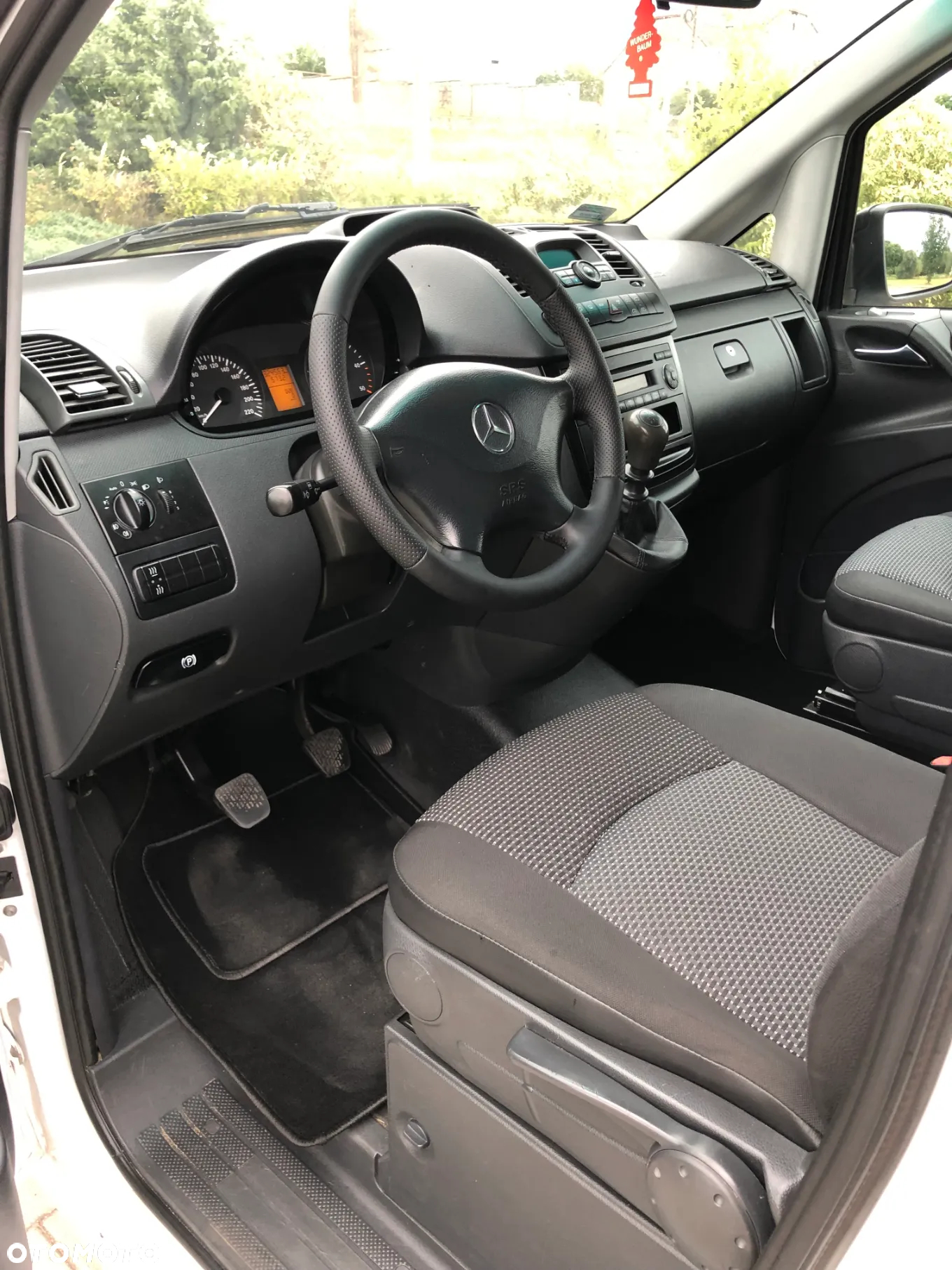 Mercedes-Benz Vito - 13