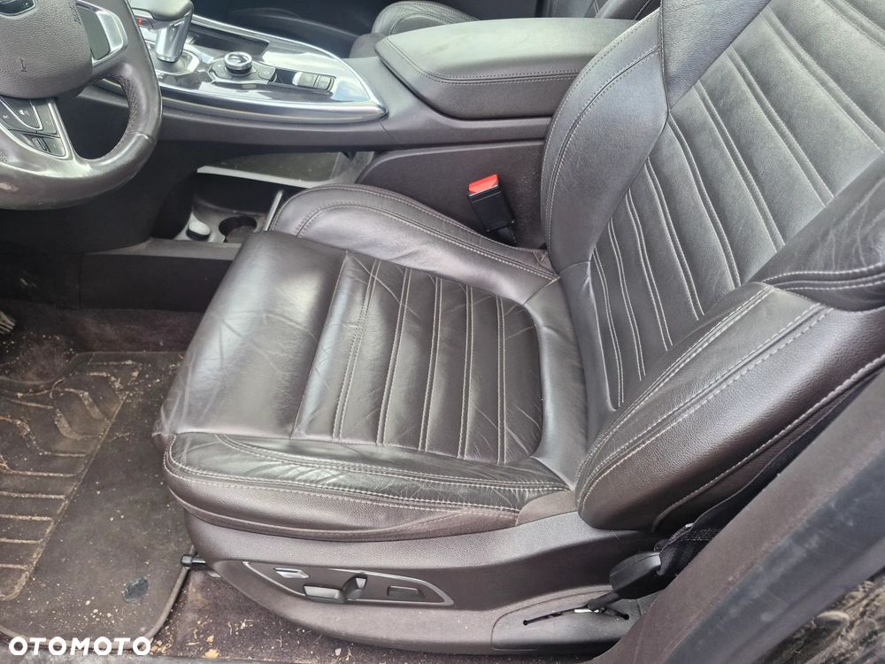 Renault Espace 1.6 dCi Energy Initiale Paris EDC 7os - 12
